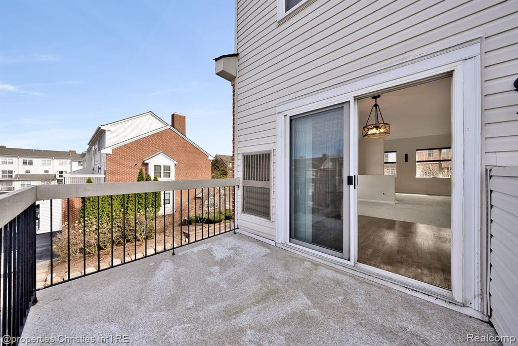 154 ALLENHURST Avenue, Royal Oak, MI 48067 — Photo 16