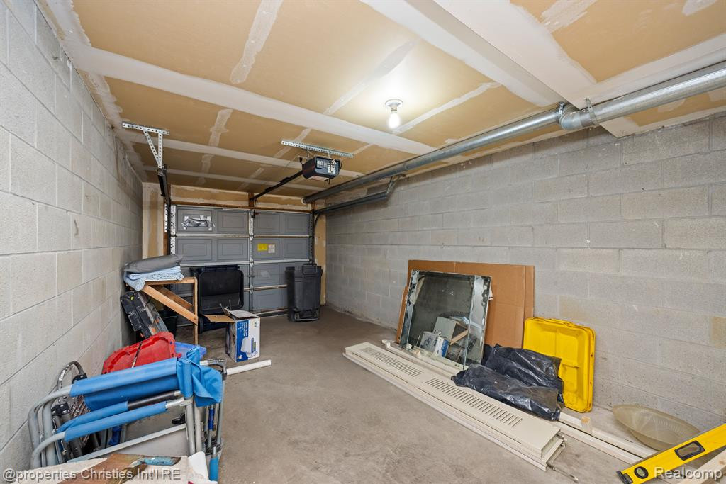 154 ALLENHURST Avenue, Royal Oak, MI 48067 — Photo 29