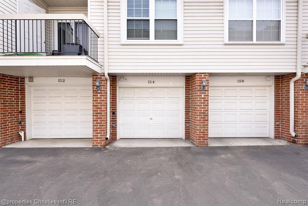 154 ALLENHURST Avenue, Royal Oak, MI 48067 — Photo 31