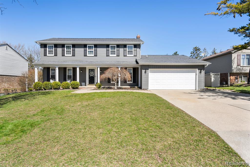 840 DAHLIA Lane, Rochester Hills, MI 48307 — front exterior