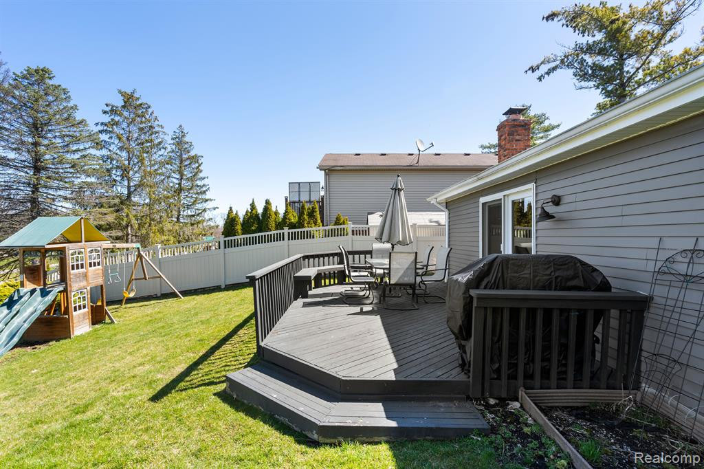 840 DAHLIA Lane, Rochester Hills, MI 48307 — Photo 5