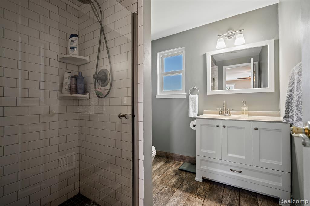 840 DAHLIA Lane, Rochester Hills, MI 48307 — Photo 12