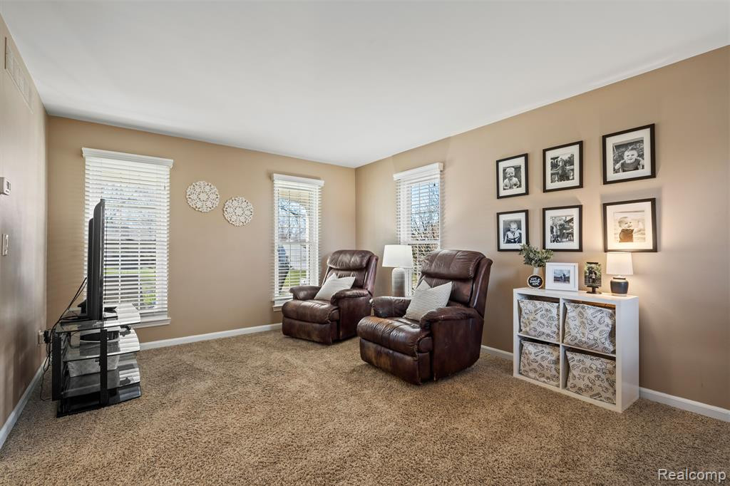 840 DAHLIA Lane, Rochester Hills, MI 48307 — Photo 21