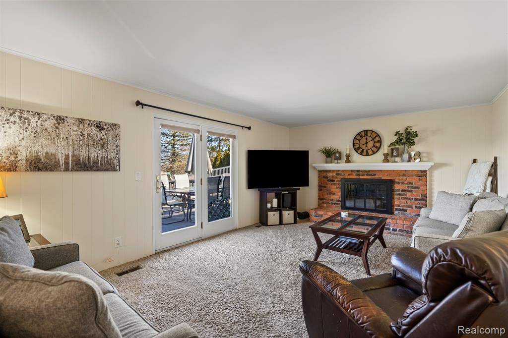 840 DAHLIA Lane, Rochester Hills, MI 48307 — Photo 22