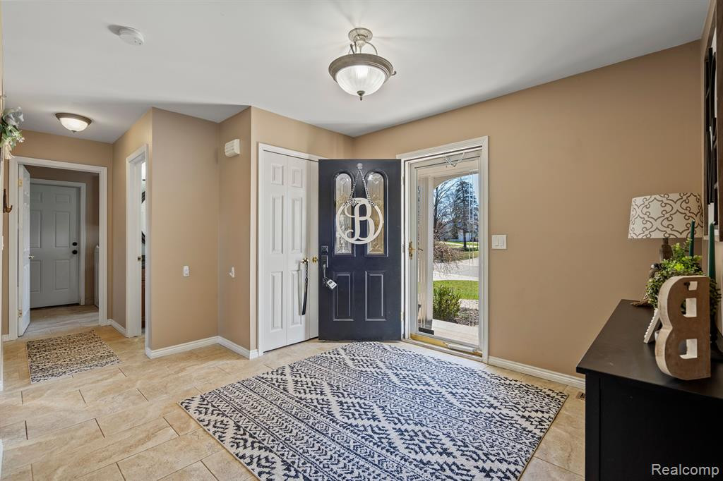840 DAHLIA Lane, Rochester Hills, MI 48307 — Photo 30