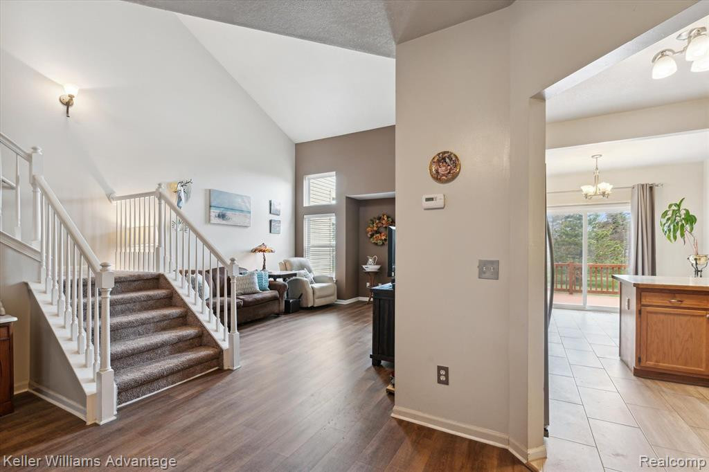 5437 ELMHURST Drive, 62, Trenton, MI 48183 — Photo 17