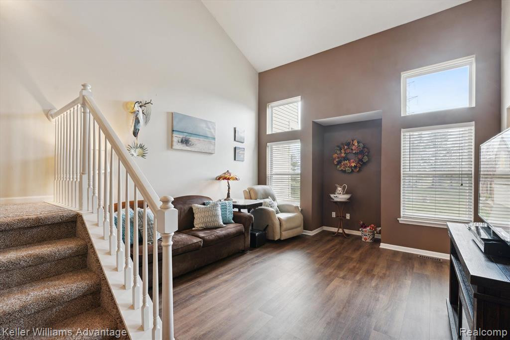 5437 ELMHURST Drive, 62, Trenton, MI 48183 — Photo 23