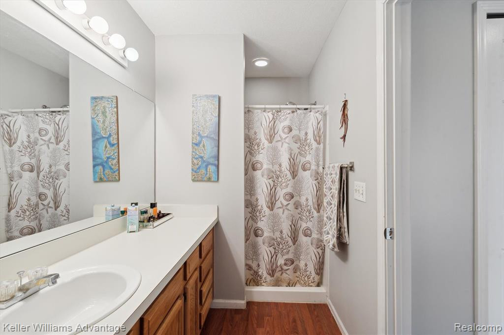 5437 ELMHURST Drive, 62, Trenton, MI 48183 — Photo 31