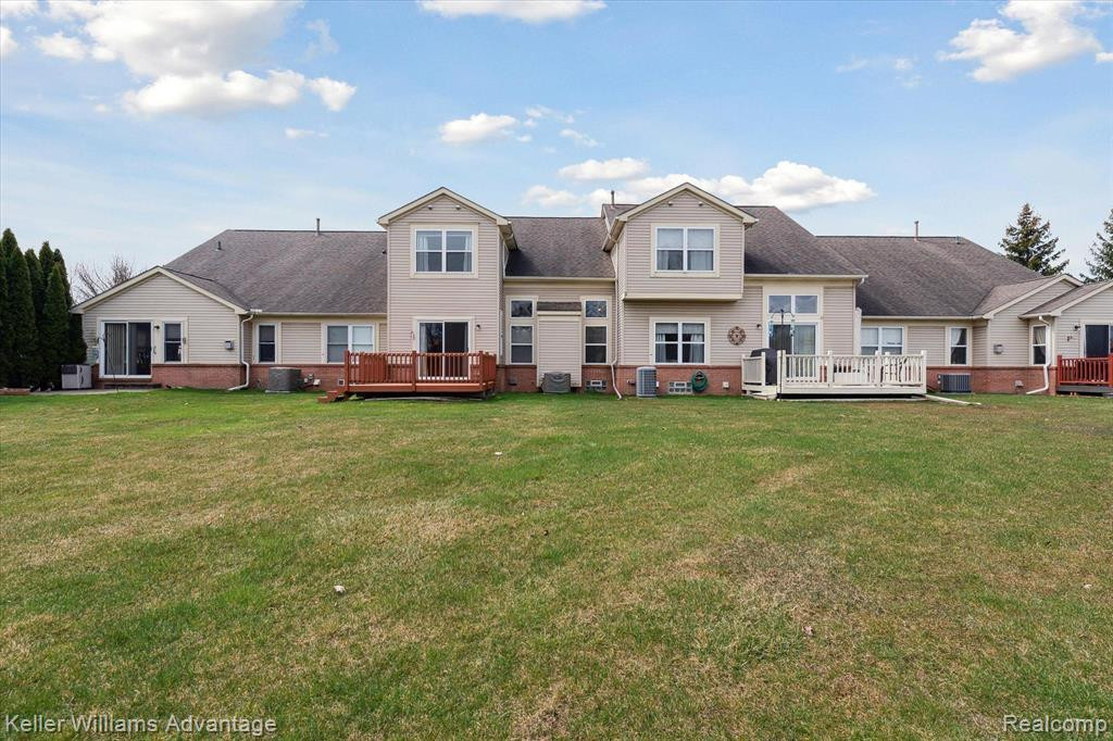 5437 ELMHURST Drive, 62, Trenton, MI 48183 — Photo 42