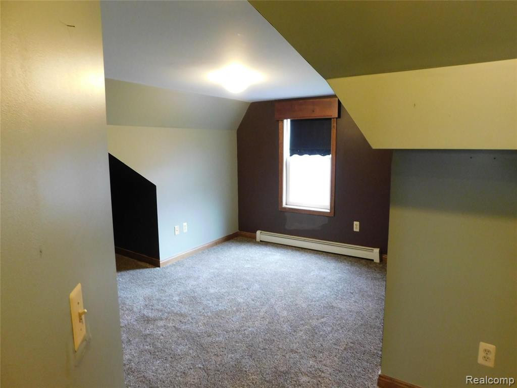 8753 HOLLOW CORNERS Road, Almont, MI 48003 — Photo 24