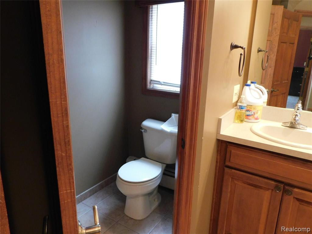 8753 HOLLOW CORNERS Road, Almont, MI 48003 — Photo 29