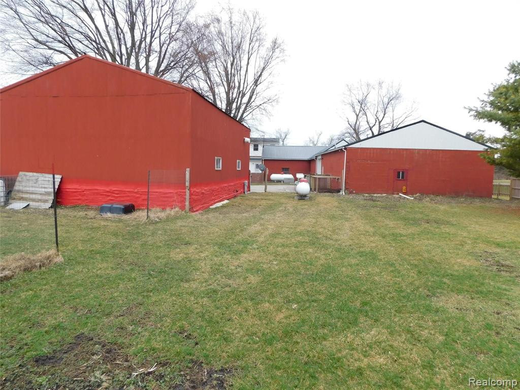 8753 HOLLOW CORNERS Road, Almont, MI 48003 — Photo 55