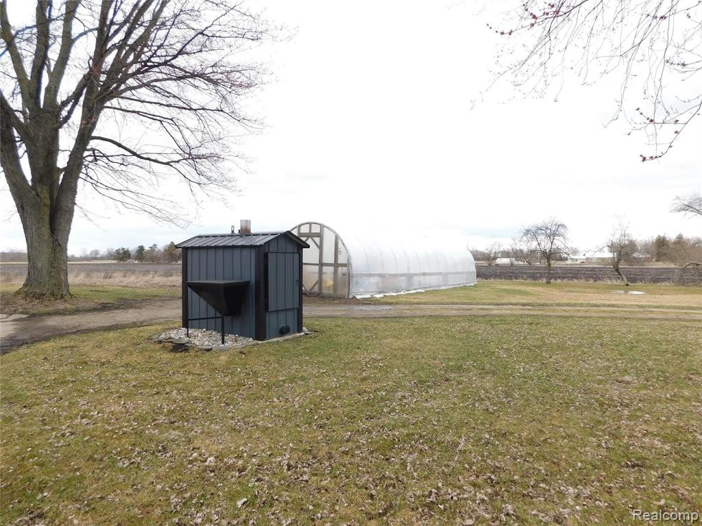 8753 HOLLOW CORNERS Road, Almont, MI 48003 — Photo 61