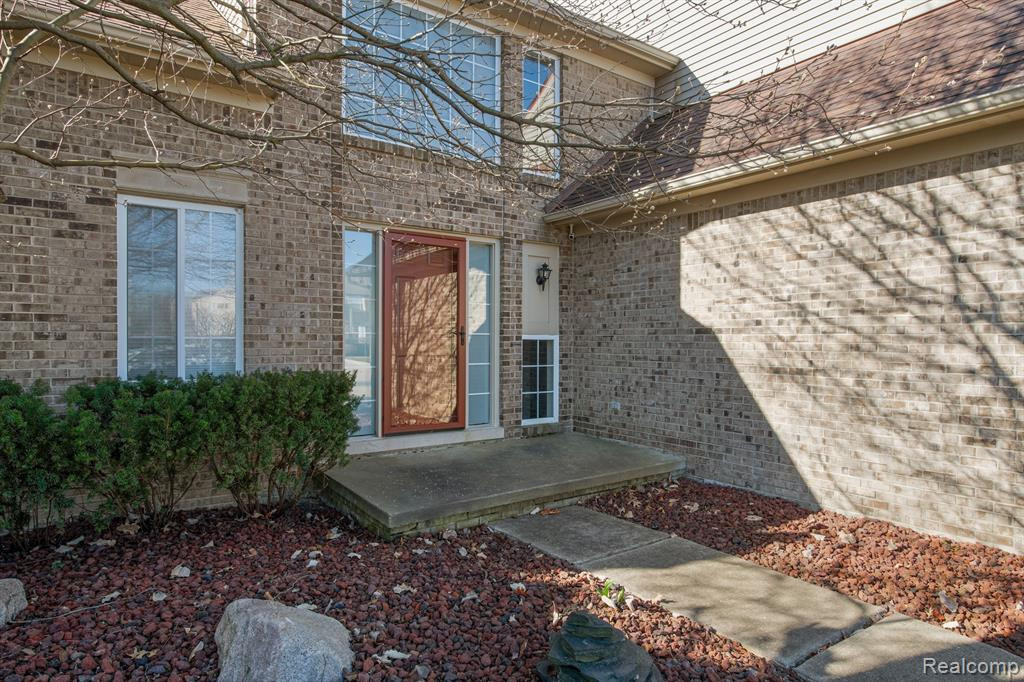 7854 GREENE FARM Drive, Ypsilanti, MI 48197 — Photo 3