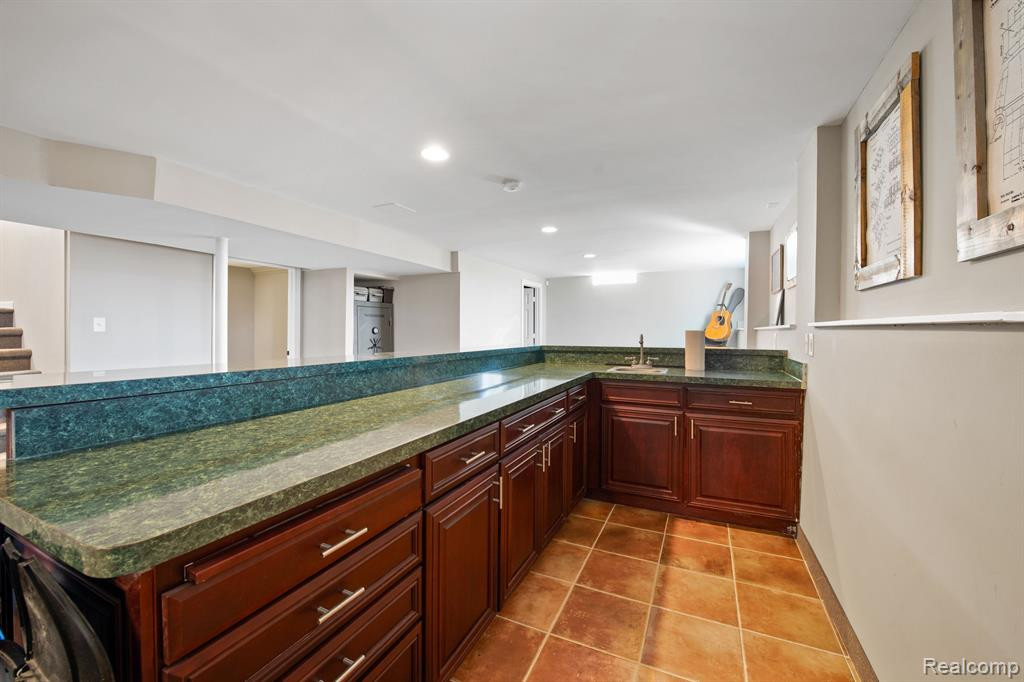 7854 GREENE FARM Drive, Ypsilanti, MI 48197 — Photo 27