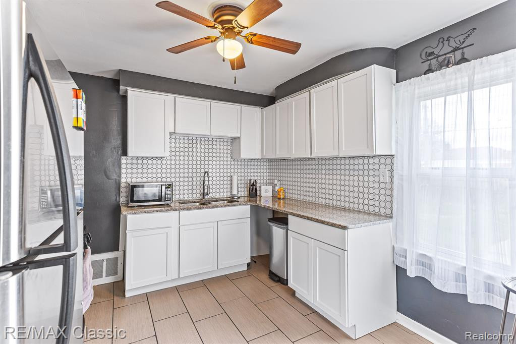 4419 HOWE Road, Wayne, MI 48184 — Photo 8