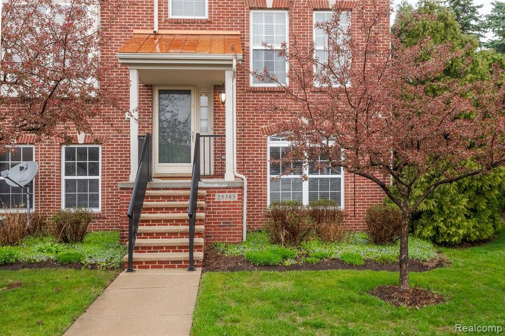 25385 SAINT JAMES, Southfield, MI 48075 — Photo 2