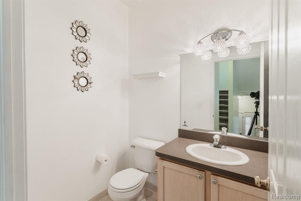 25385 SAINT JAMES, Southfield, MI 48075 — Photo 16
