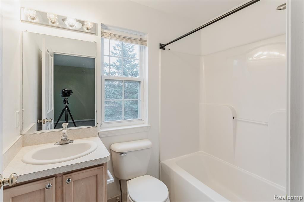 25385 SAINT JAMES, Southfield, MI 48075 — Photo 19