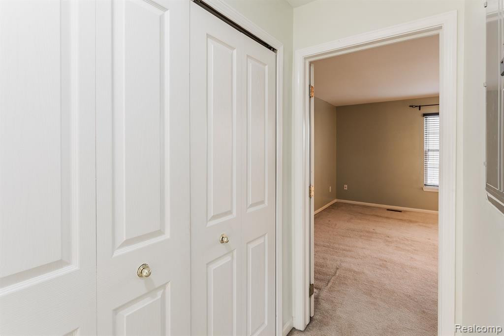 25385 SAINT JAMES, Southfield, MI 48075 — Photo 20