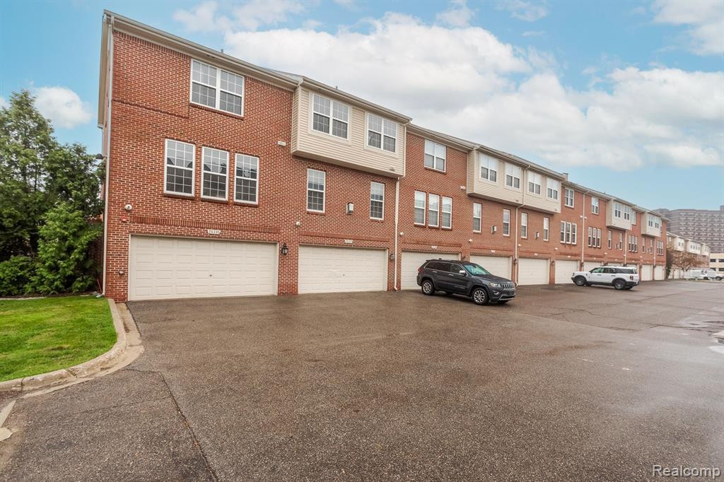 25385 SAINT JAMES, Southfield, MI 48075 — Photo 27