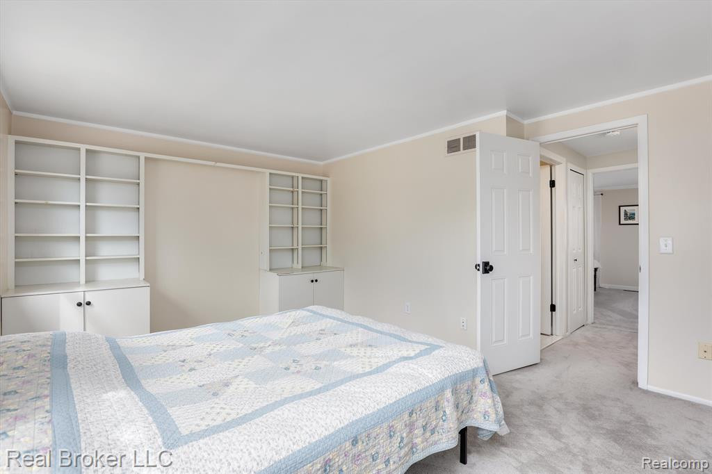 5240 BREEZE HILL, 88, Troy, MI 48098 — Photo 15