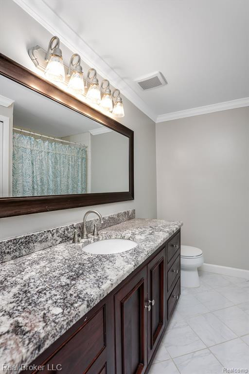 5240 BREEZE HILL, 88, Troy, MI 48098 — Photo 17