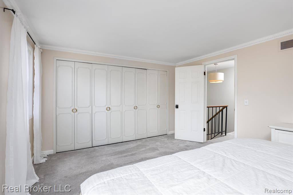 5240 BREEZE HILL, 88, Troy, MI 48098 — Photo 19