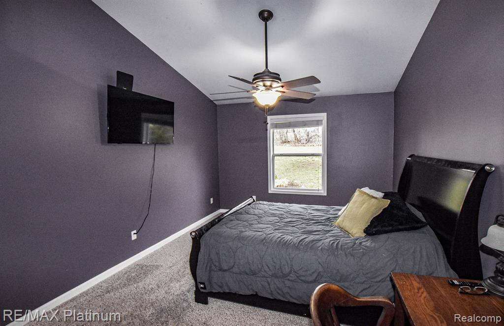 4067 ENGLAND BEACH Road, White Lake, MI 48383 — Photo 25
