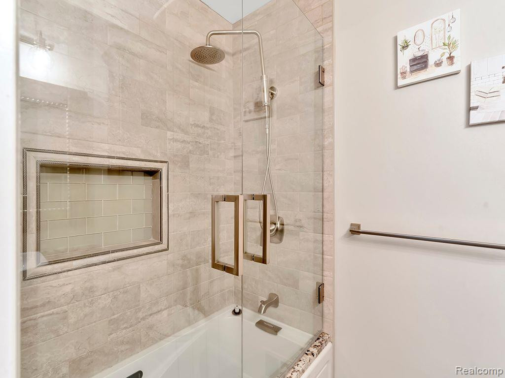 45711 MORNINGSIDE Court, Canton, MI 48187 — Photo 25