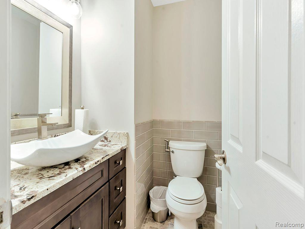 45711 MORNINGSIDE Court, Canton, MI 48187 — Photo 46