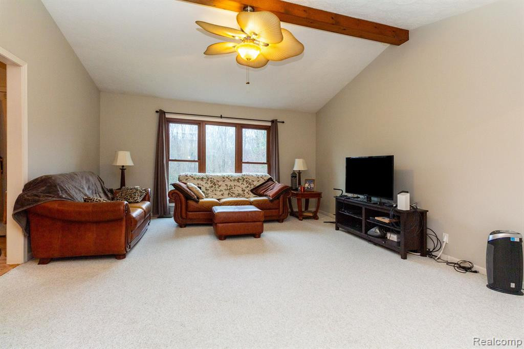 9410 MICHIGAMME Road, Clarkston, MI 48348 — Photo 6