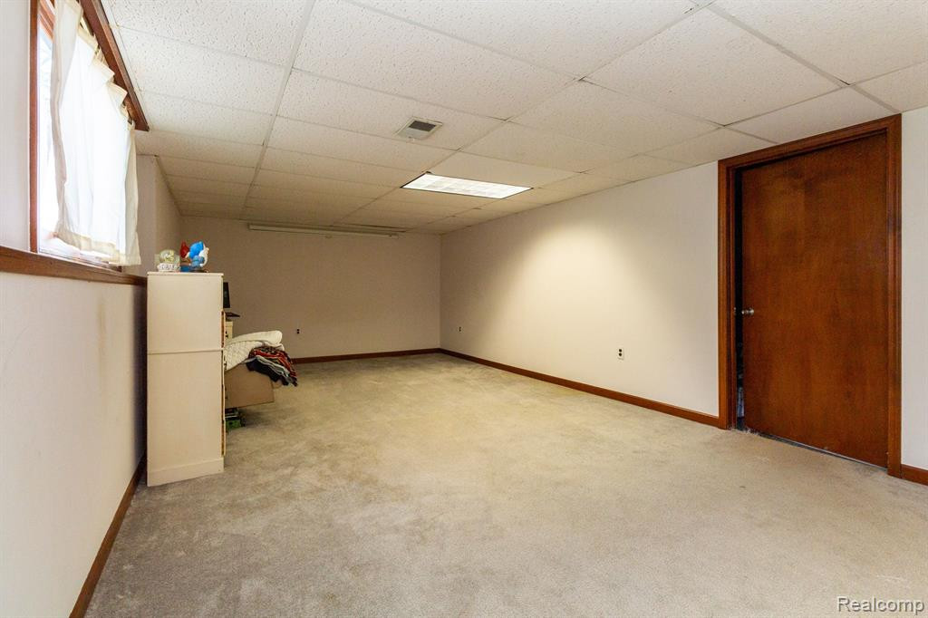 9410 MICHIGAMME Road, Clarkston, MI 48348 — Photo 20