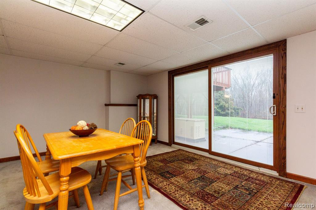 9410 MICHIGAMME Road, Clarkston, MI 48348 — Photo 24