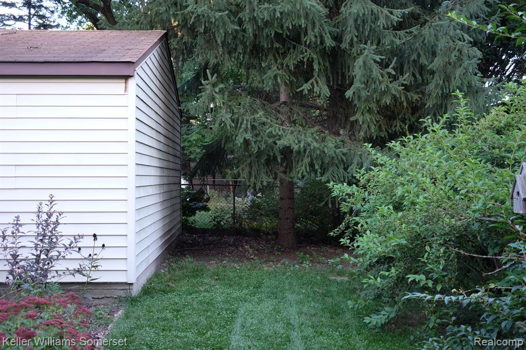 397 W Lewiston Avenue, Ferndale, MI 48220 — Photo 44