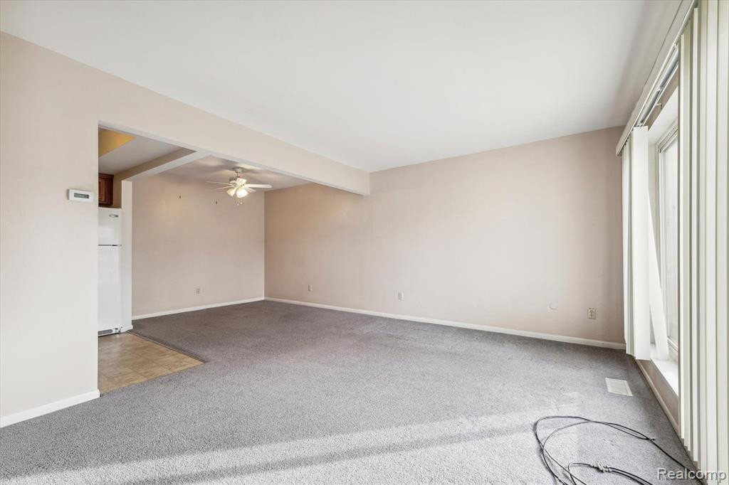 29864 City Center Drive, 4, Warren, MI 48093 — Photo 7