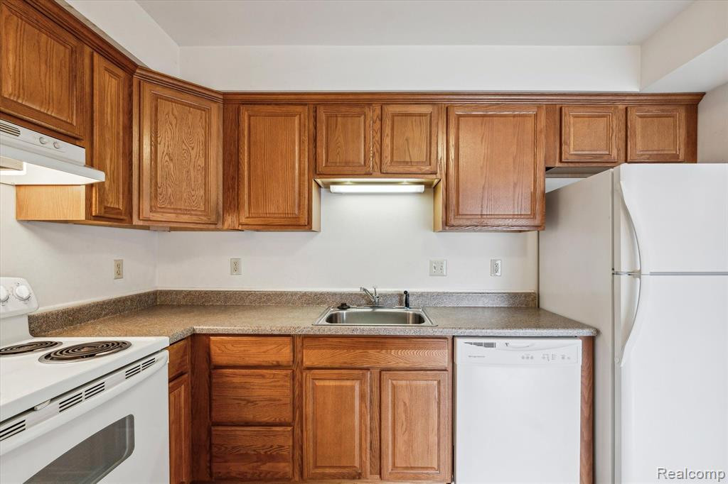 29864 City Center Drive, 4, Warren, MI 48093 — Photo 14