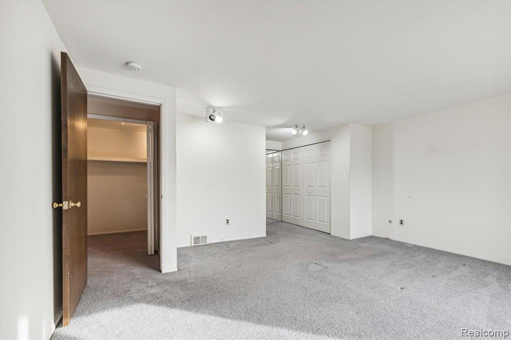 29864 City Center Drive, 4, Warren, MI 48093 — Photo 22