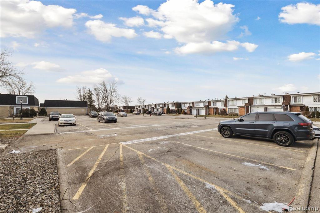 29864 City Center Drive, 4, Warren, MI 48093 — Photo 29
