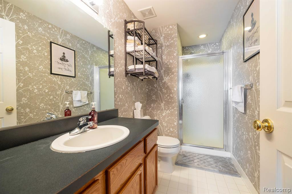 16899 DOVER Drive, Northville, MI 48168 — Photo 20