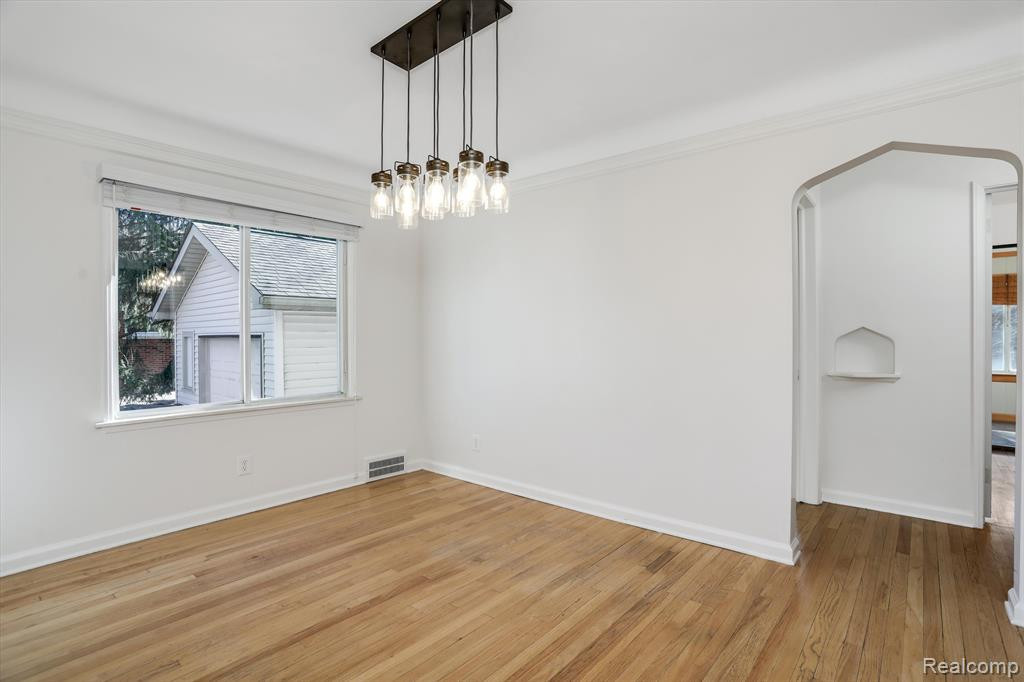 710 E 2ND Street, Royal Oak, MI 48067 — Photo 7