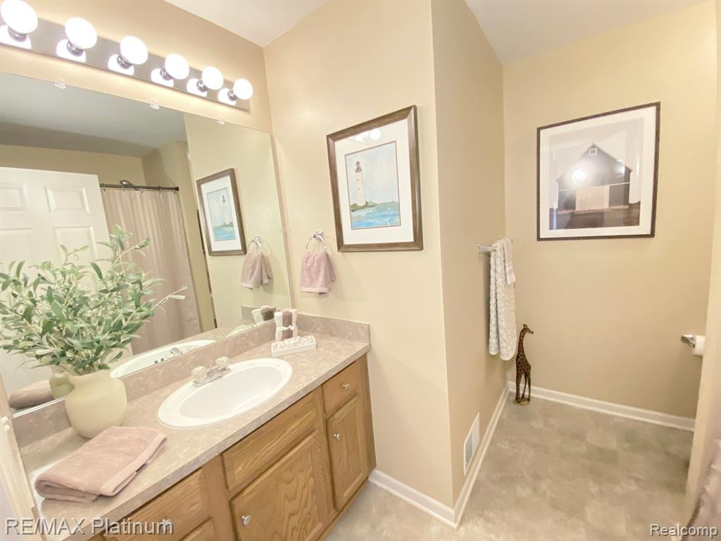 3349 Dewdrop Lane, Howell, MI 48843 — Photo 42