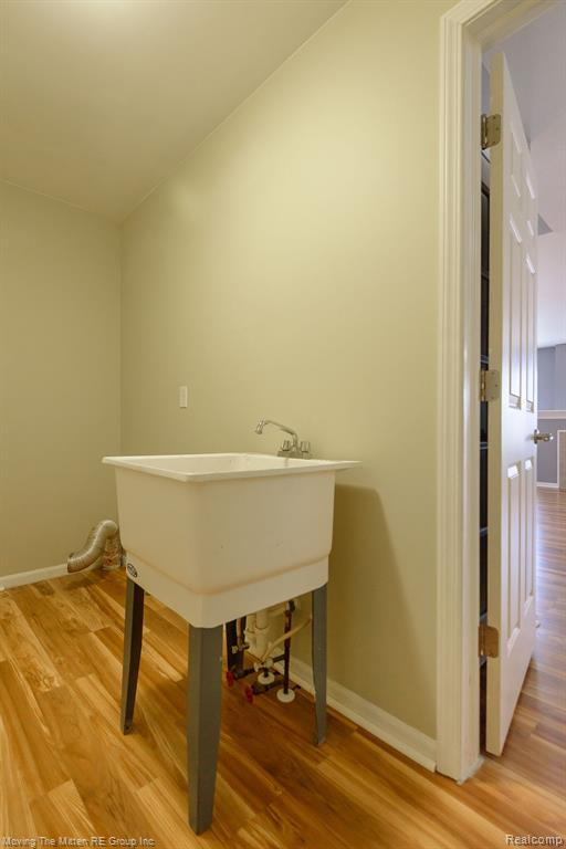 8711 VINE Street, Van Buren, MI 48111 — Photo 12