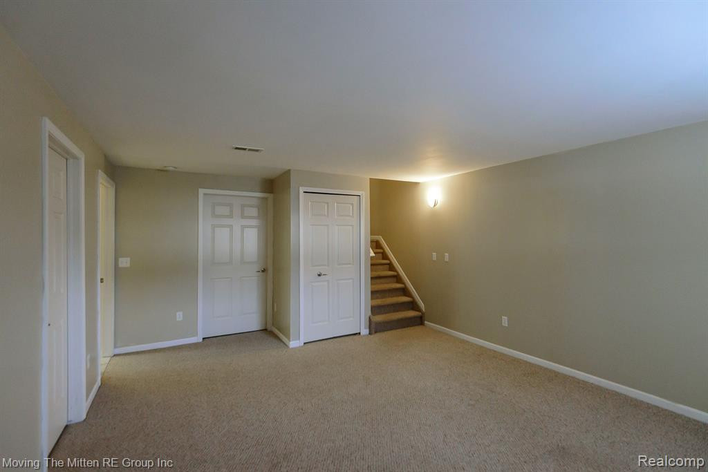 8711 VINE Street, Van Buren, MI 48111 — Photo 24