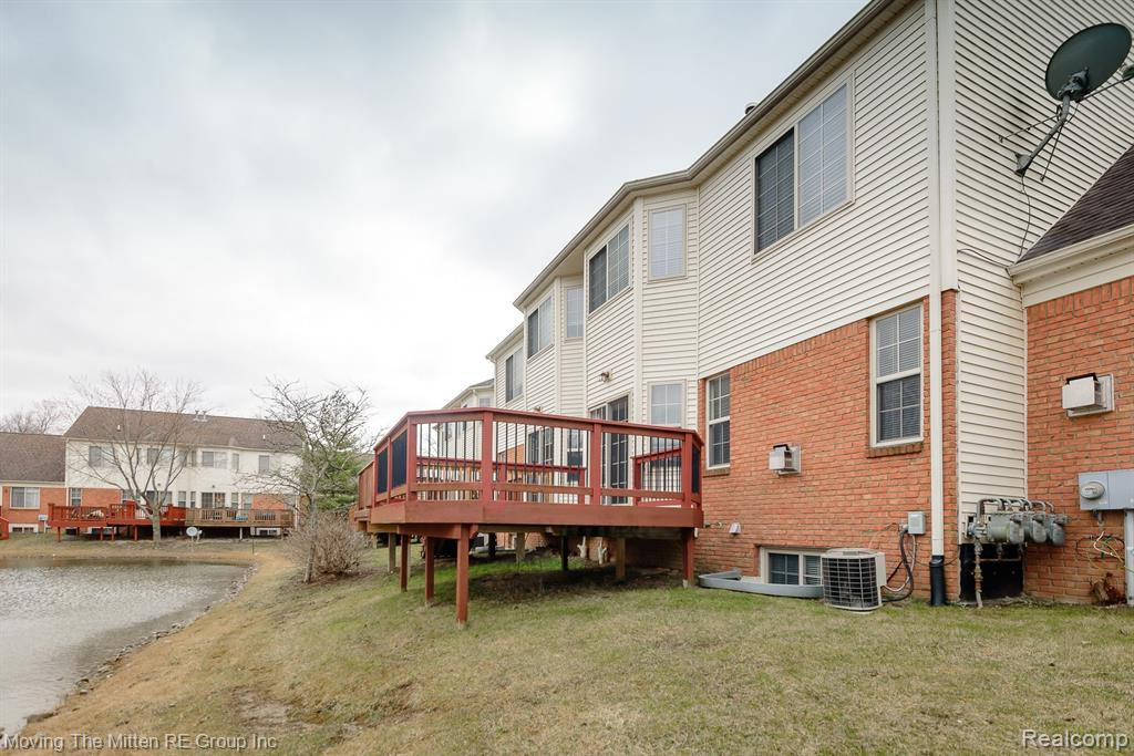8711 VINE Street, Van Buren, MI 48111 — Photo 30