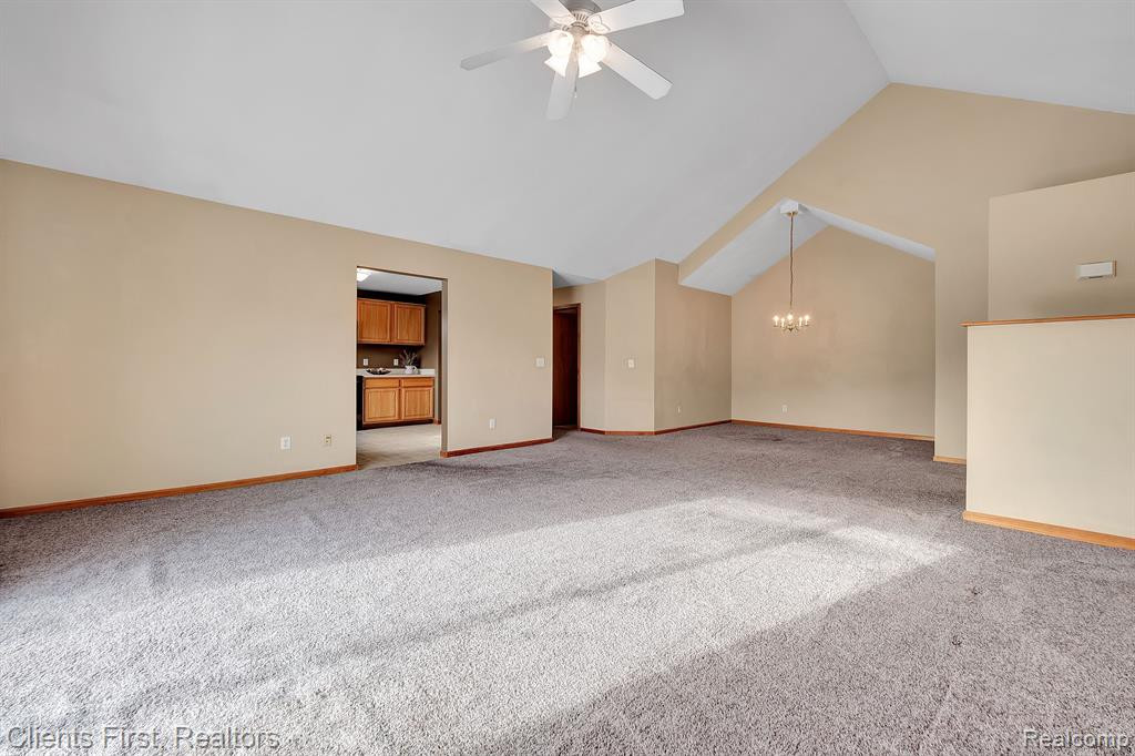 402 MARIGOLD Circle, 88, Westland, MI — Photo 6