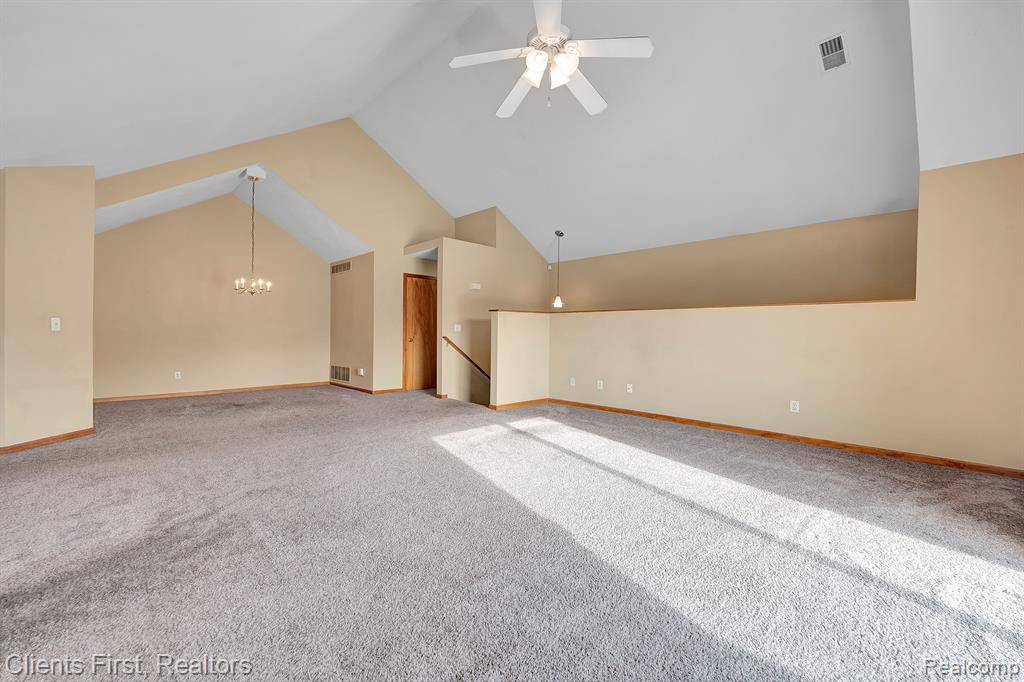 402 MARIGOLD Circle, 88, Westland, MI — Photo 7
