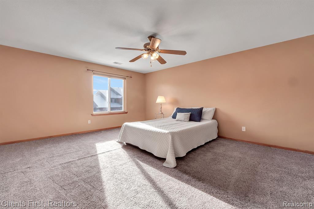 402 MARIGOLD Circle, 88, Westland, MI — Photo 15