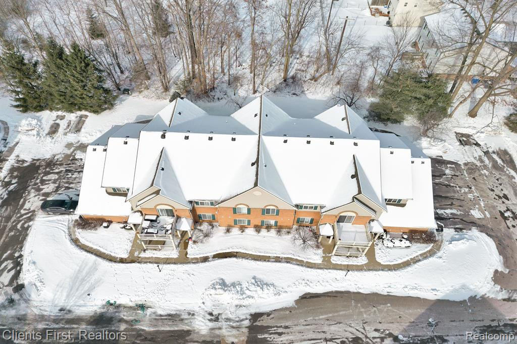 402 MARIGOLD Circle, 88, Westland, MI — Photo 29