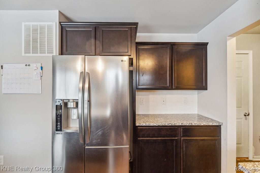 3008 IVY WOOD Circle, Howell, MI 48855 — Photo 15